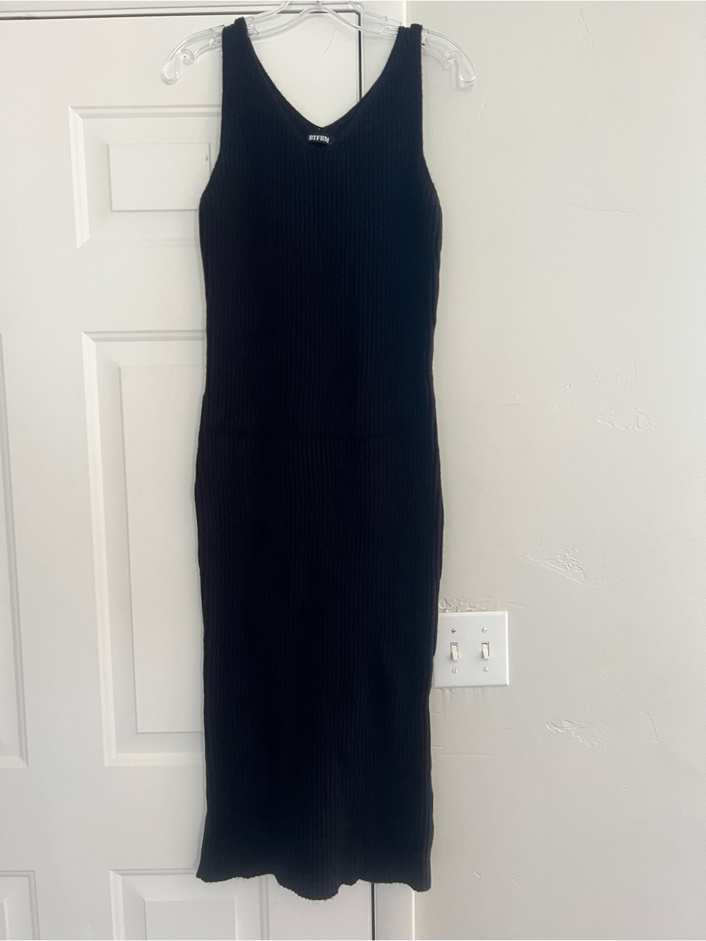 Black Ribbed knit V-Neck Dress - BTFBM